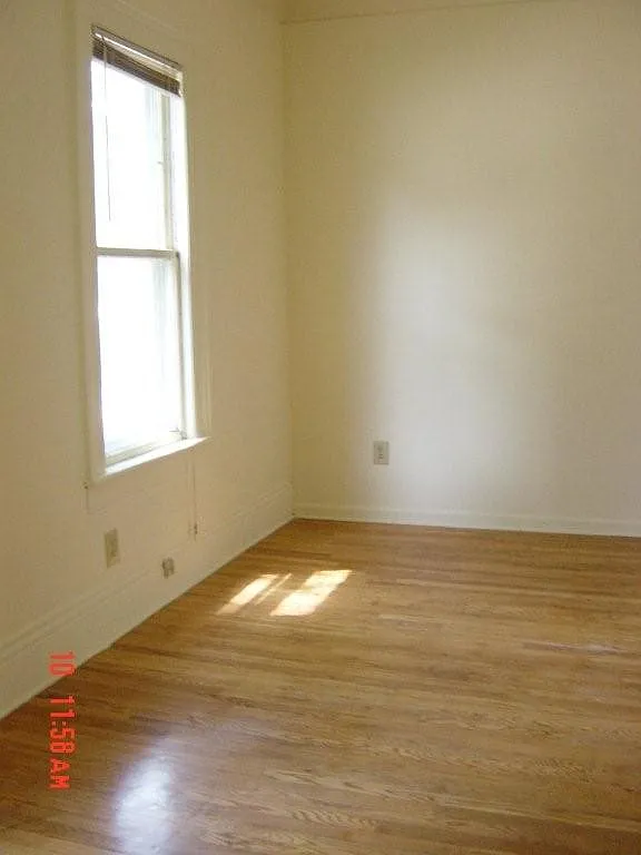 Studio, 380 sqft, $750 — Photo 1