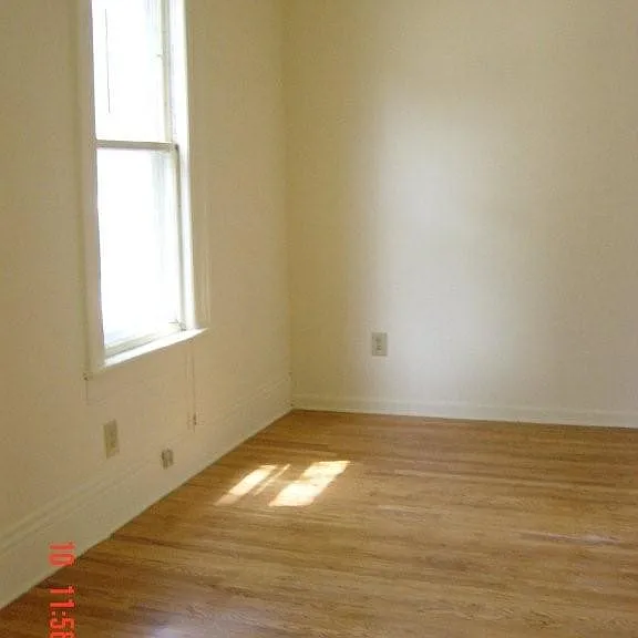 117 N Summit St #2 — Photo 1