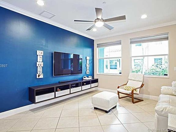 5th image of 2965 St Thomas Dr #2965