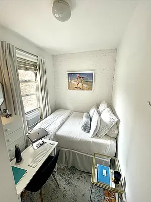 Rented by LJ Sloane Management | media 19