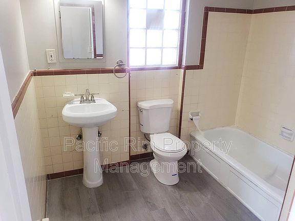 3rd image of 1006 S 9th St Unit A