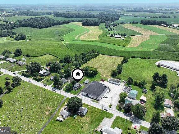 3rd image of 2280 Delta Rd