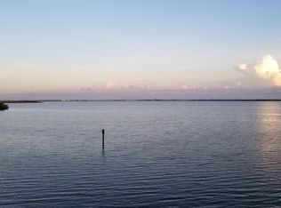 190 Seminole Ln, Cocoa Beach, FL 32931