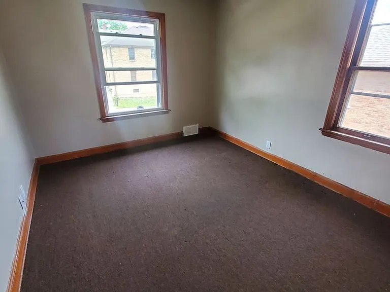 1414 S 55th St. (4 Unit) — Photo 5