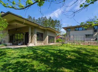 1400 S Pickwick Pl, Bloomington, IN
