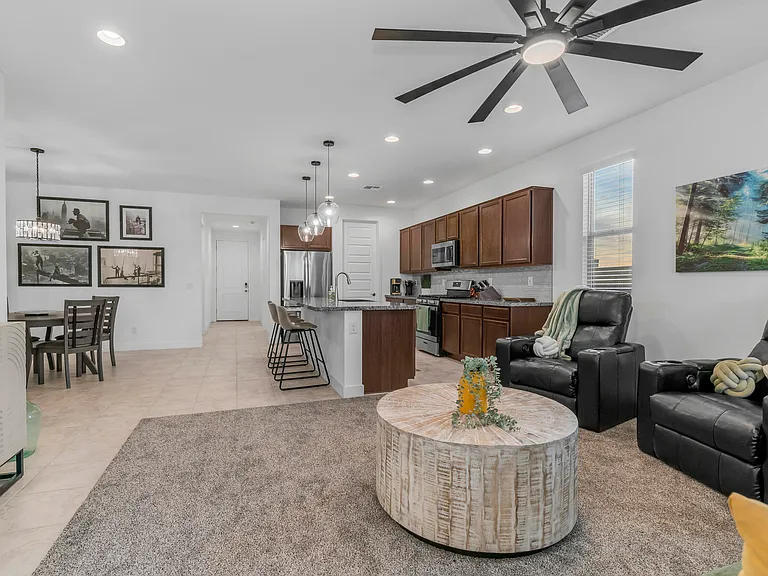 16159 S 177th Dr — Photo 11