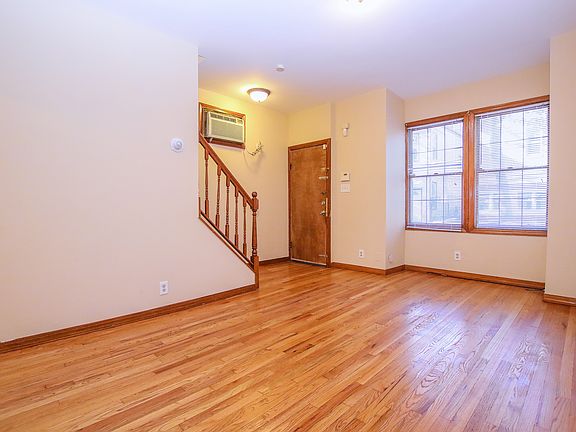 5th image of 14 Lentz Ave