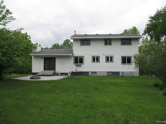 Van heel ext rear 1