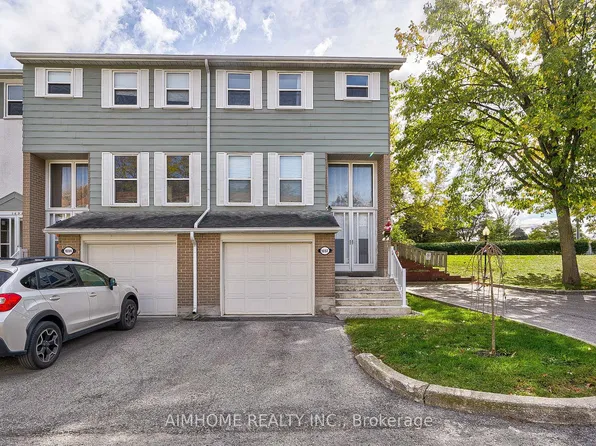 1692 John St, Markham, ON L3T 1Y9