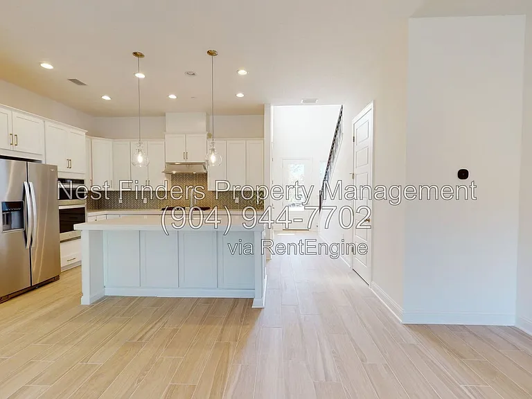 111 Carousel Dr — Photo 19