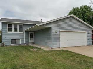 2127 52nd St NW, Rochester, MN 55901