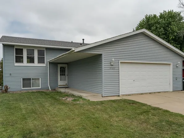 2127 52nd St NW, Rochester, MN 55901