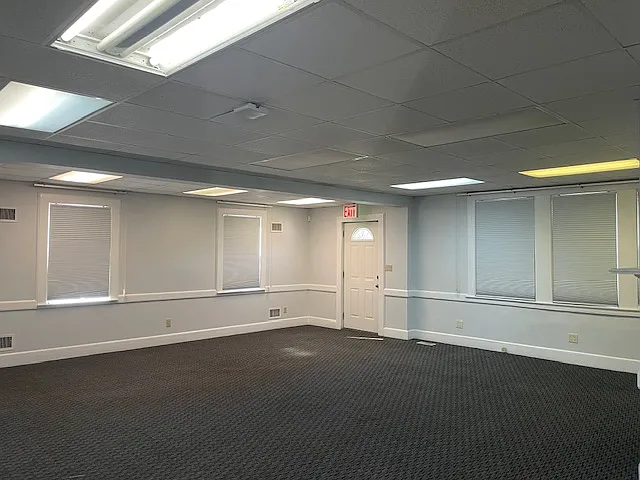 Studio, 800 sqft, $2,000 — Photo 4