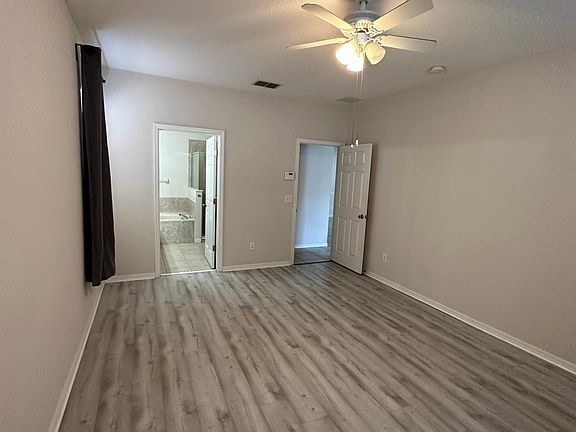 4th image of 121 Knollwood Dr