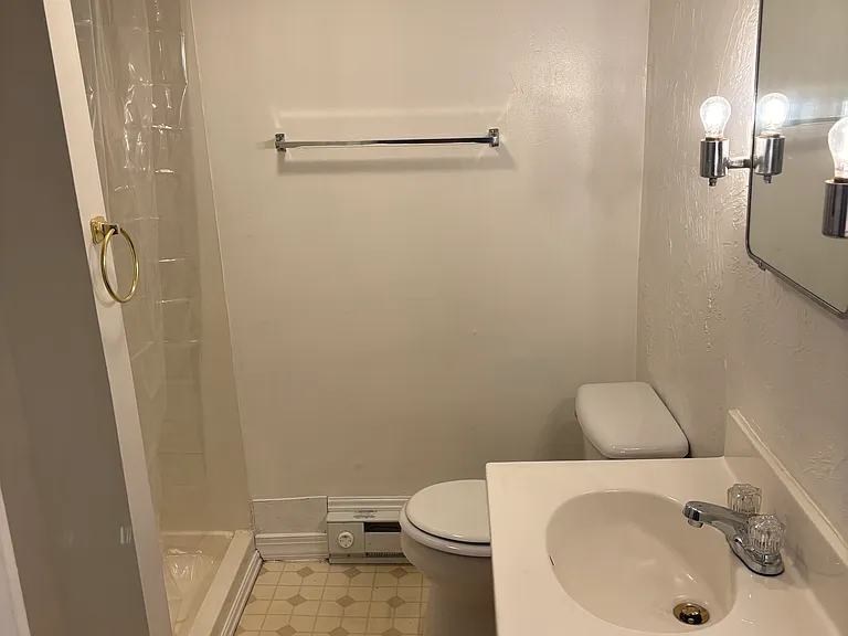 Bright Cheery Bathroom