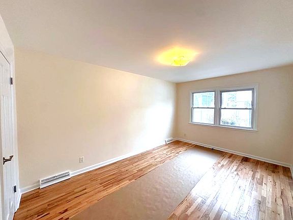5th image of 21526 23rd Ave Fl 1