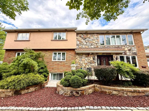 3 Cranford St, Staten Island, NY 10308