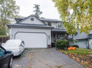 18961 60b Ave, Surrey, BC