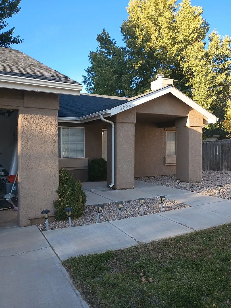 Beautiful Home in West Cedar City — Photo 1