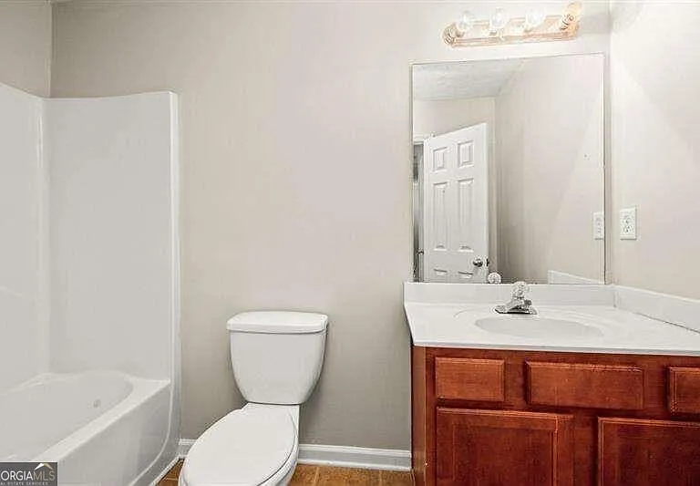 37 Providence Oak Ln — Photo 16