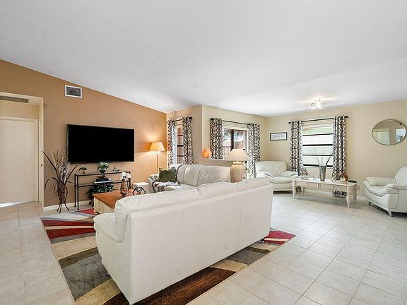 5th image of 3764 Coco Loba Lane