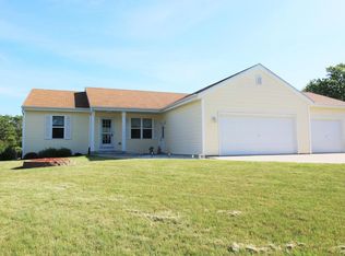 10655 W Church St, Franklin, WI 53132