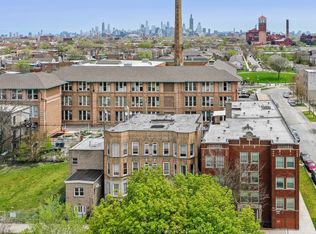 819-21 S Independence Blvd #819-1, Chicago, IL 60624