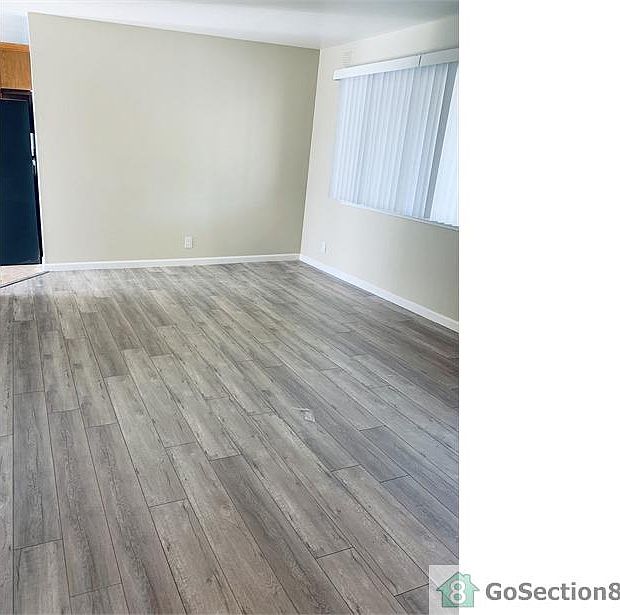 1st image of 5555 Bancroft Ave #D