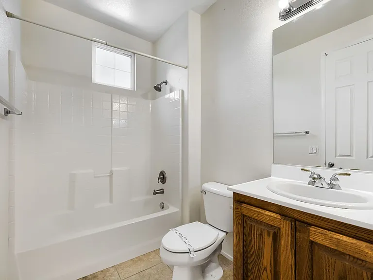 3412 Osiana Ave — Photo 17