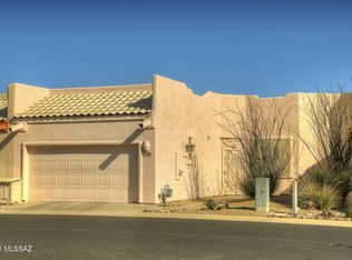 1190 N Laramie Ln, Green Valley, AZ 85614
