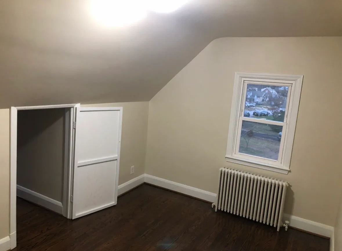 2 bed, 700 sqft, $1,150 — Photo 2