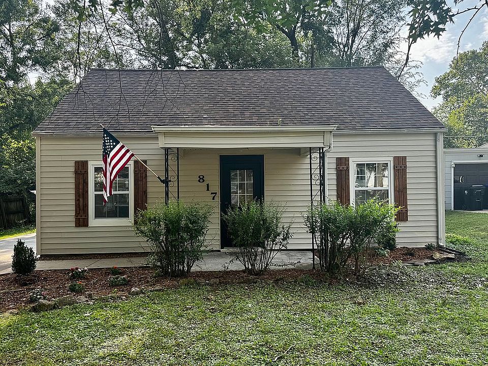 1st image of 817 SW Oakley Ave