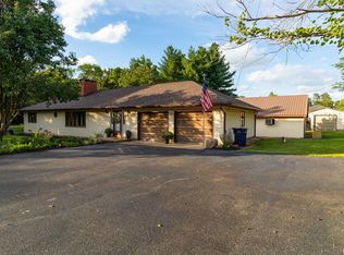 307 W South St, Manito, IL 61546