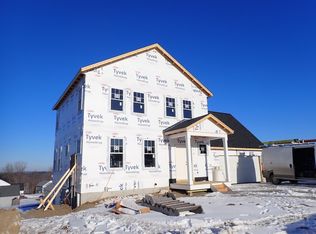 39 Horseshoe Cir, Milton, VT 05468
