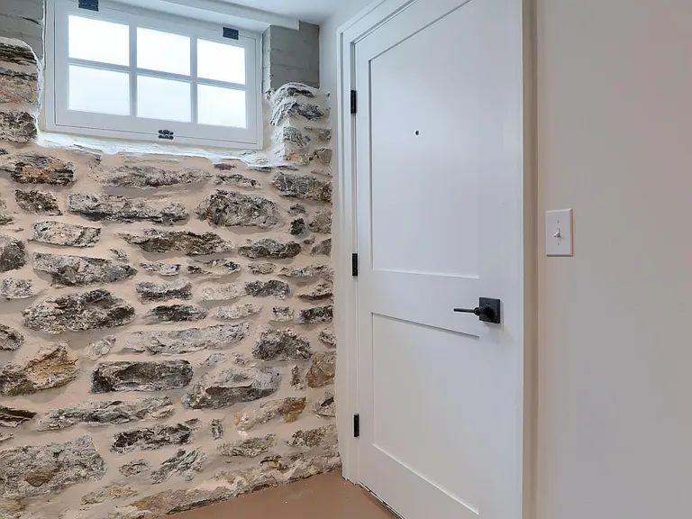 351 W James St #3 — Photo 6