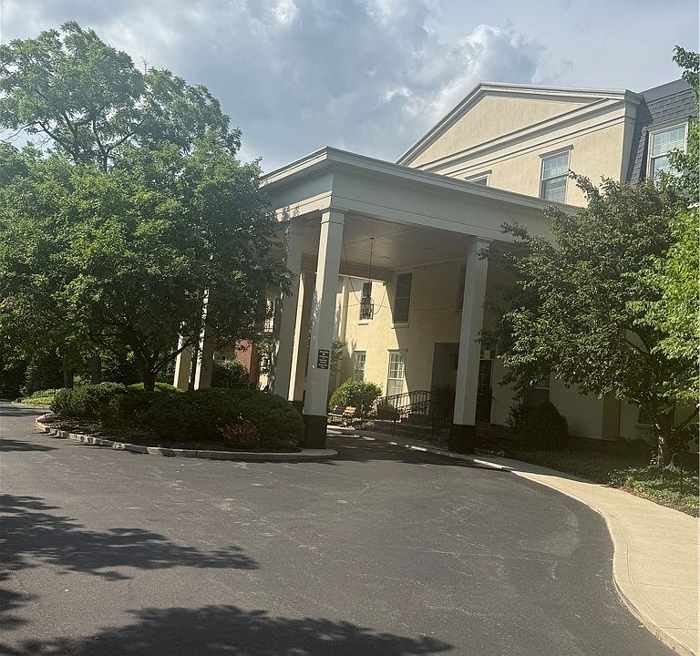 1st image of 333 Oakwood Ave Suite 2-E