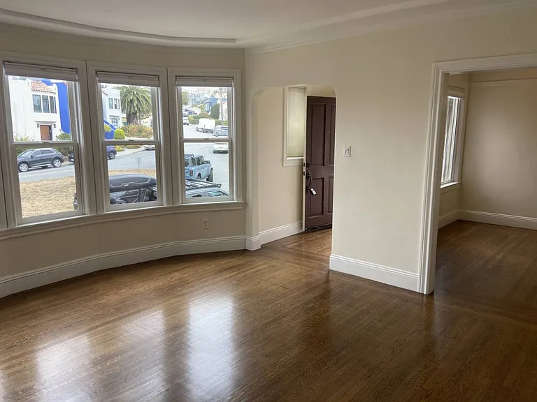 263 Justin Dr — Photo 4