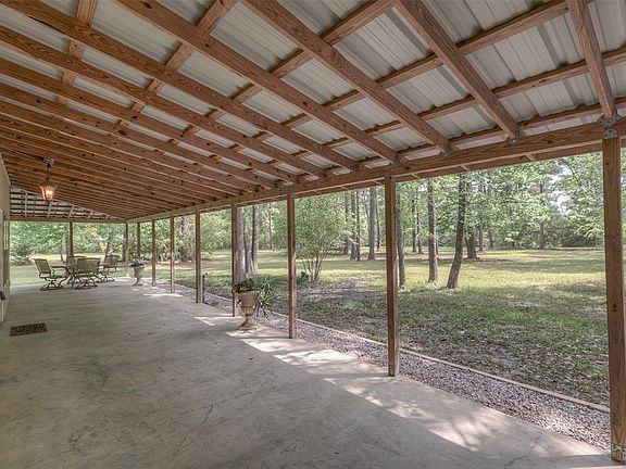 5th image of 290 Deerwood Dr