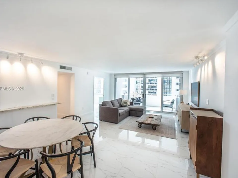 11 Island Ave #A1107