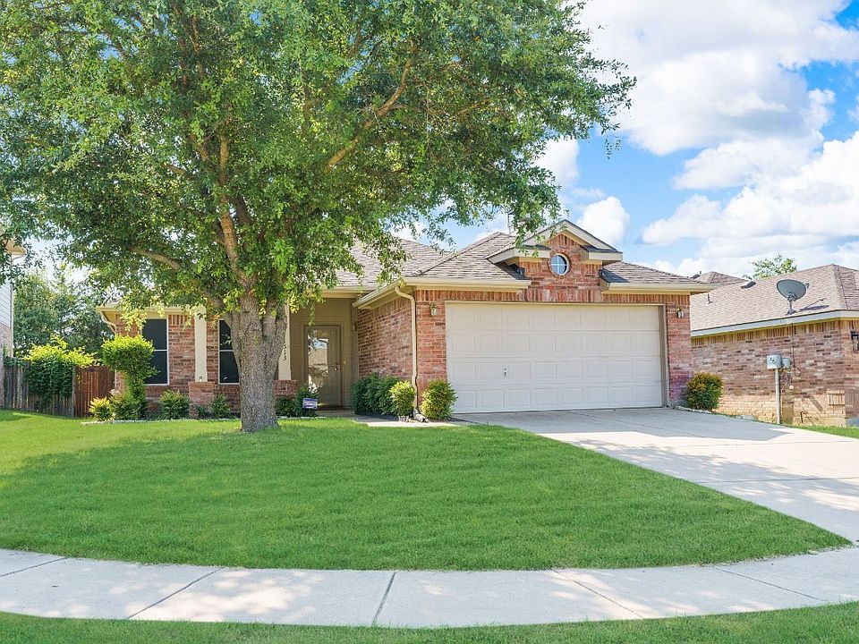 1st image of 1513 Black Maple Dr