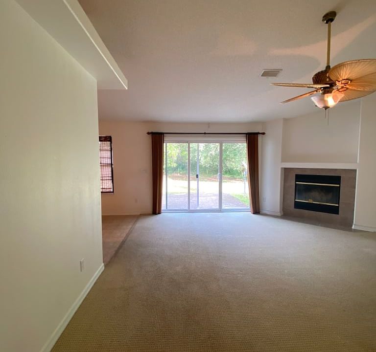 1st image of 1922 Everglades Dr