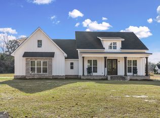 4005 Golfview Dr, Blackshear, GA 31516