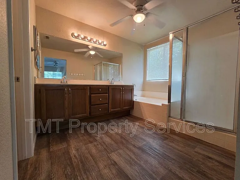 1717 Providence Way — Photo 39