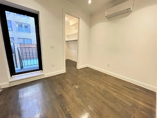 Rented by Silver Line Realty Group NY LLC | media 7