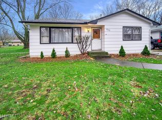 620 S 21st St, Chesterton, IN 46304