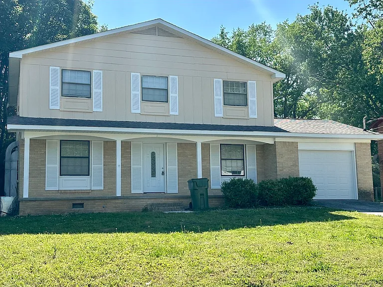 6117 Belgrade Dr NW — Photo 1