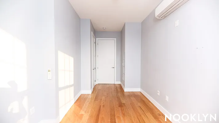 Rented by Nooklyn NYC LLC | media 21