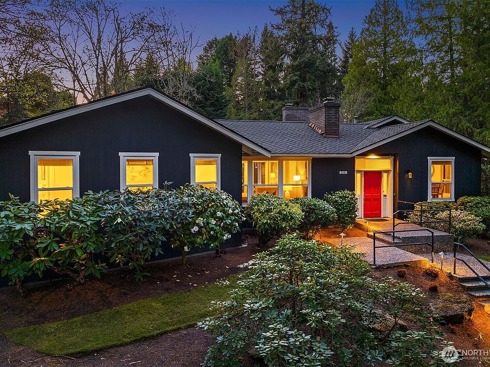 1st image of 2001 77th Avenue NE