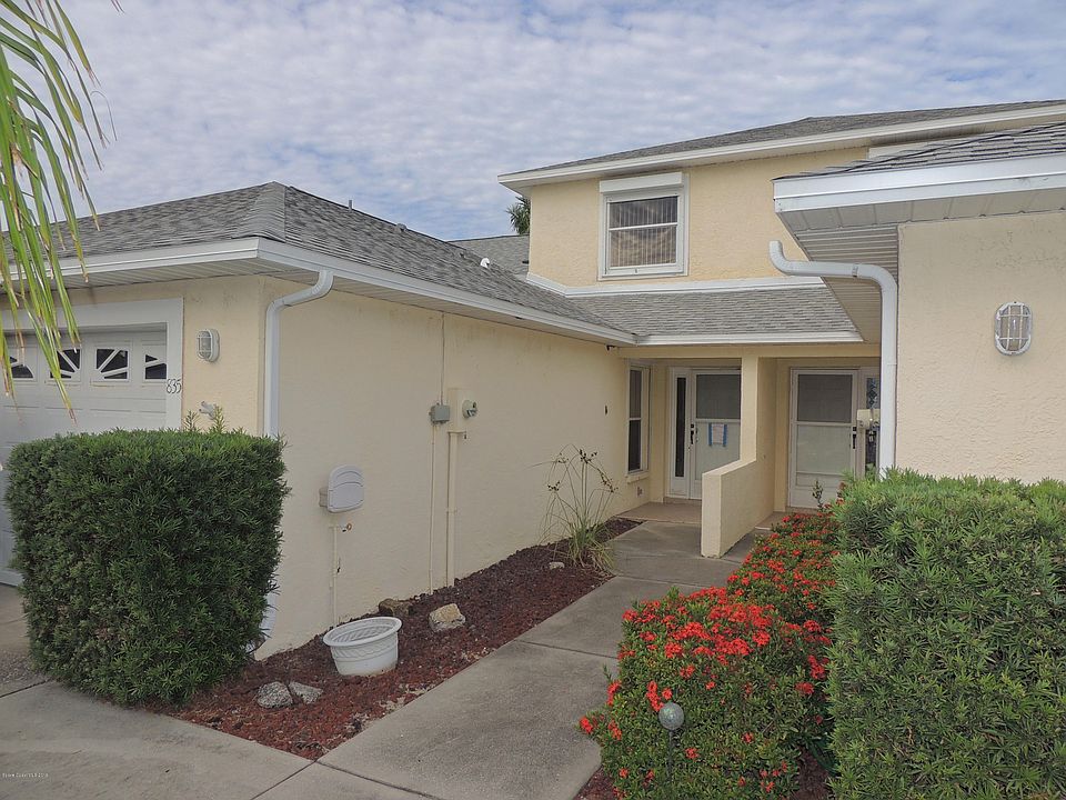 1st image of 835 Poinsetta Dr #0