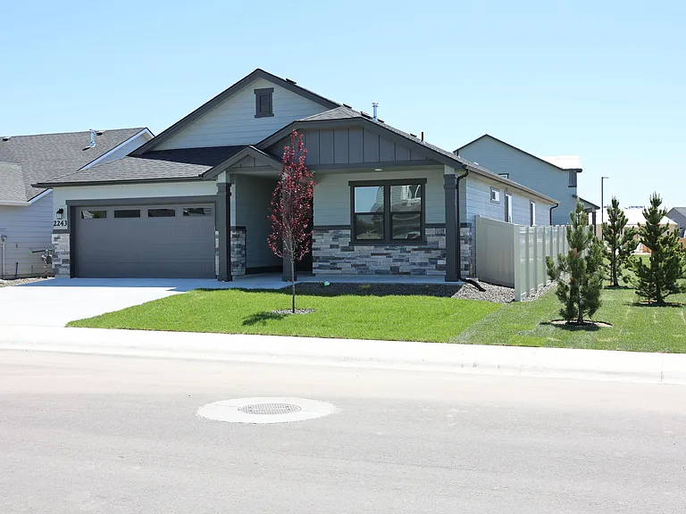 2243 E Misty Fls — Photo 3